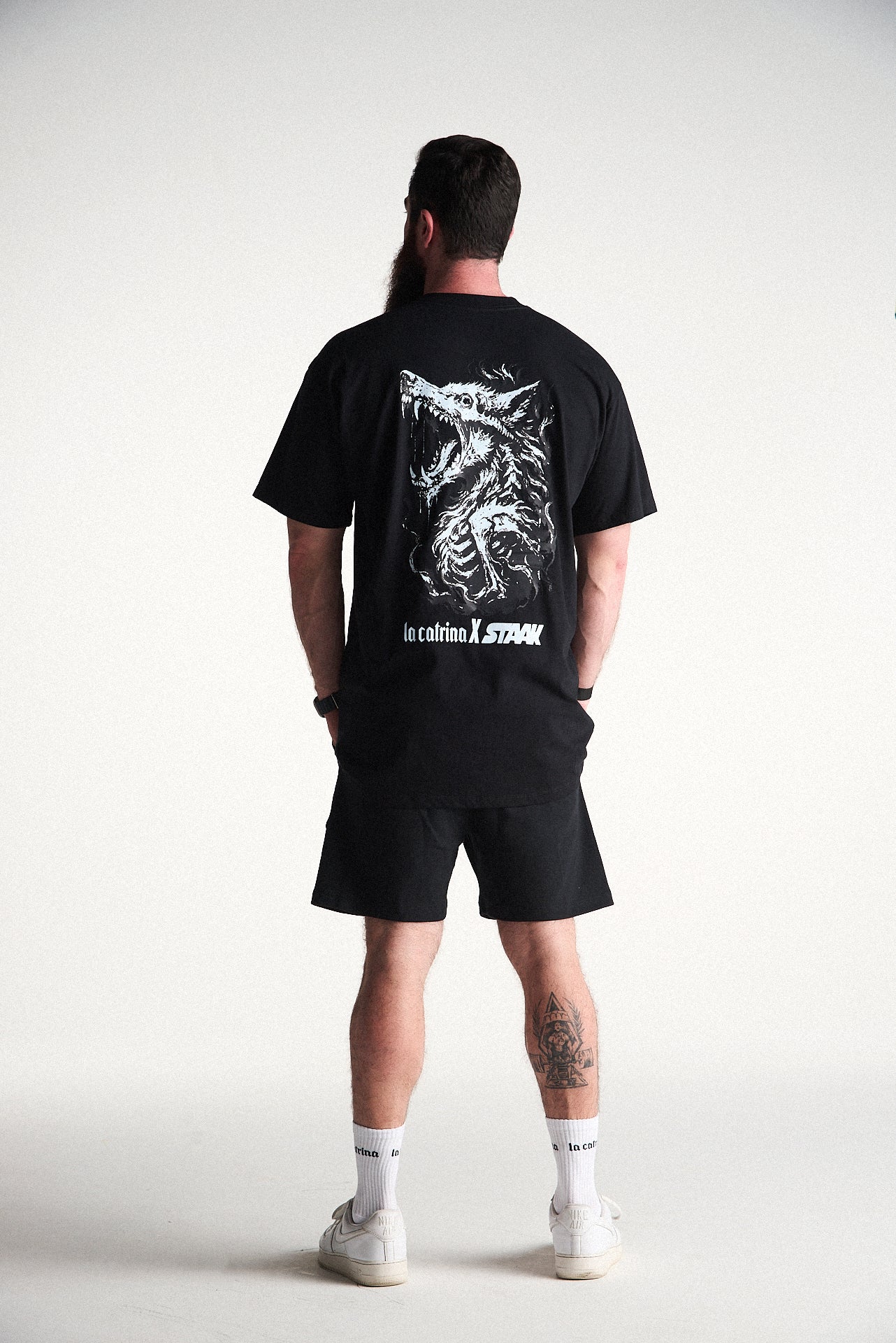 Camiseta Over Night Hunt