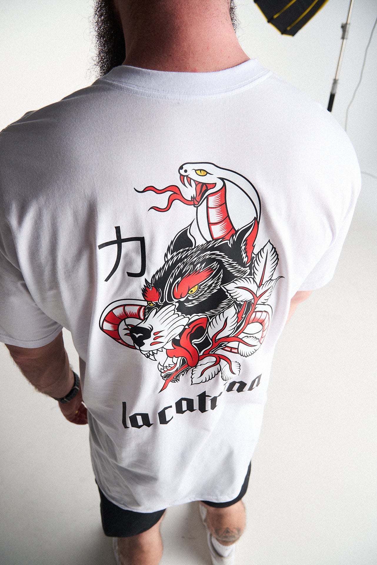 Camiseta Over Okami
