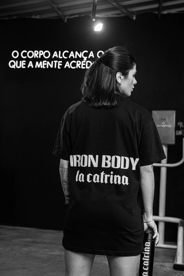 Camiseta Over Logomania