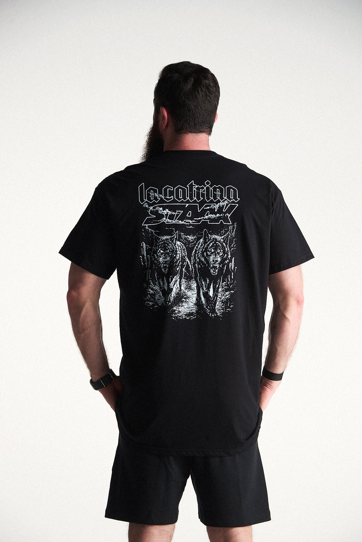 Camiseta Over Wolves