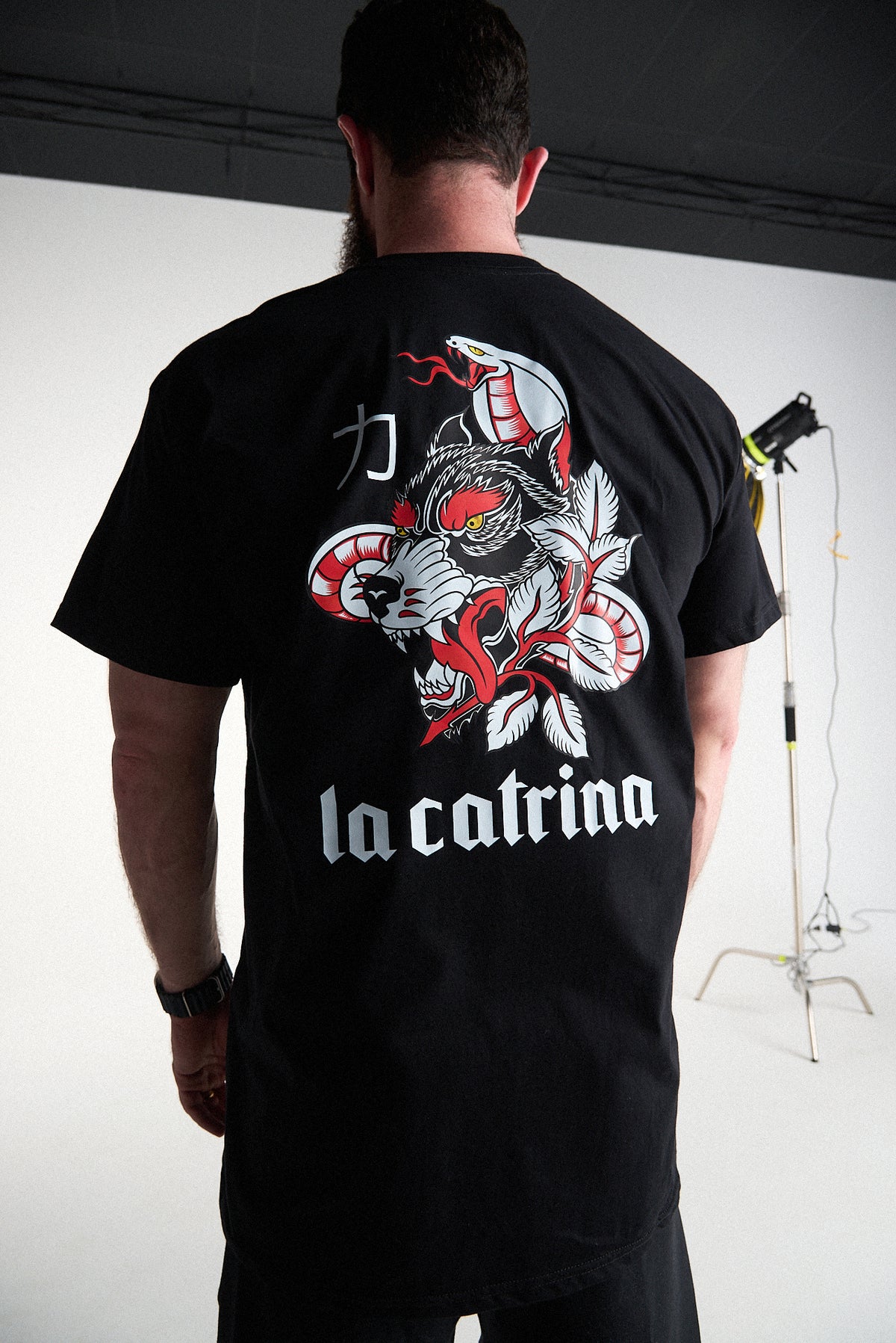 Camiseta Over Okami